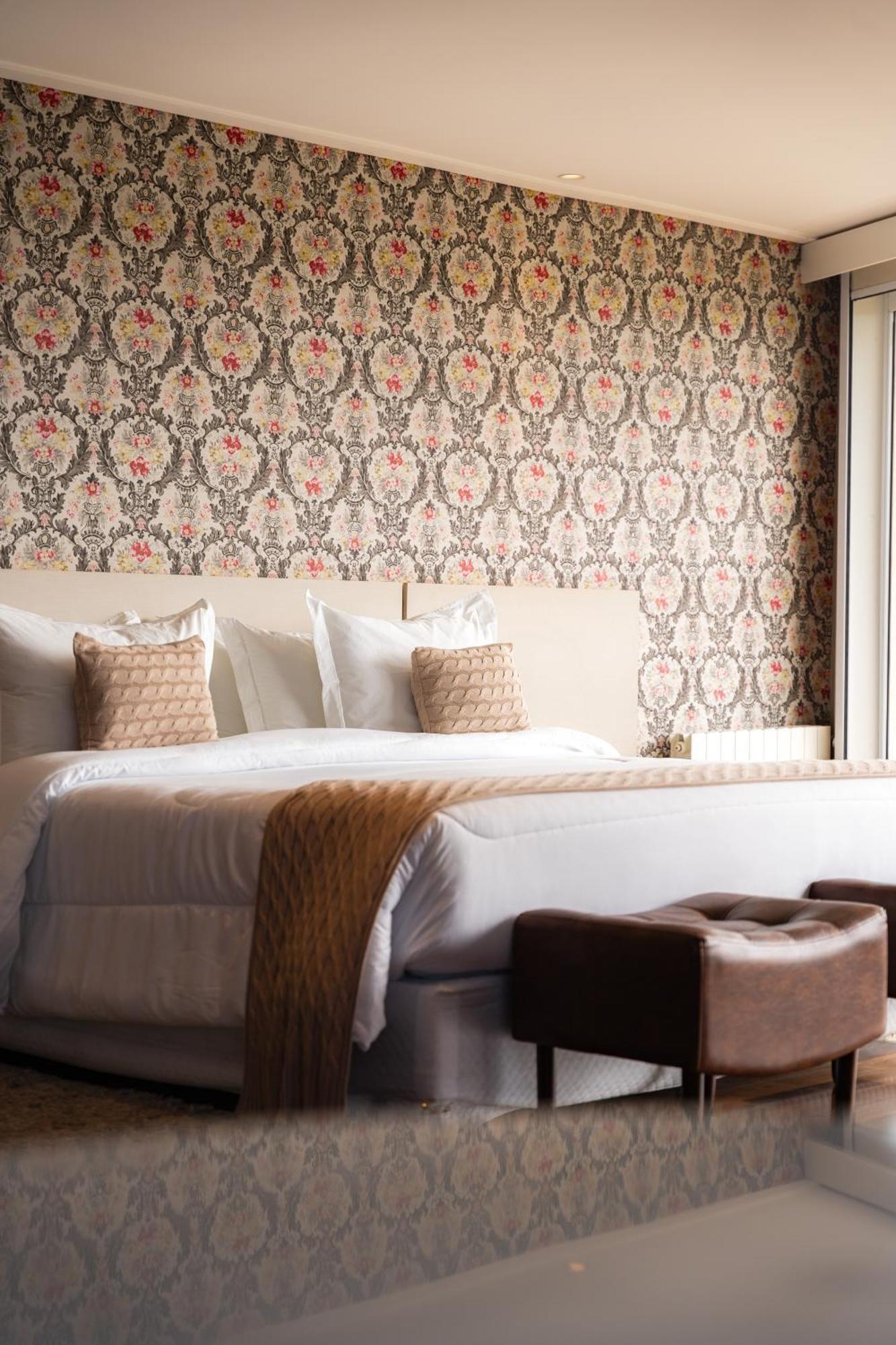 Chris Park Hotel