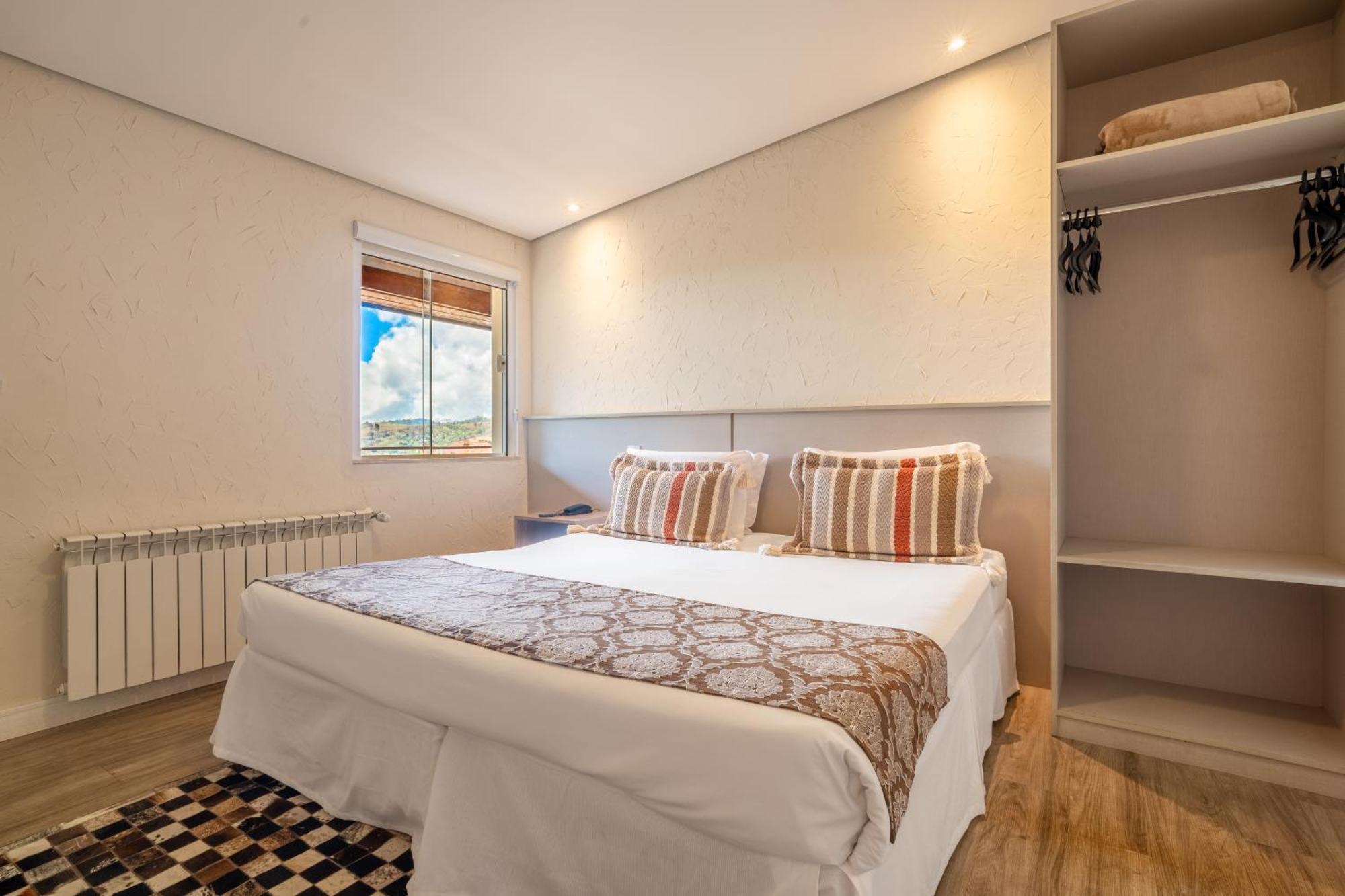 Hotel Chris Park 4*