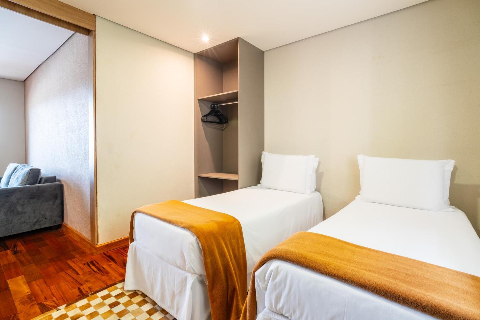 Hotel Chris Park